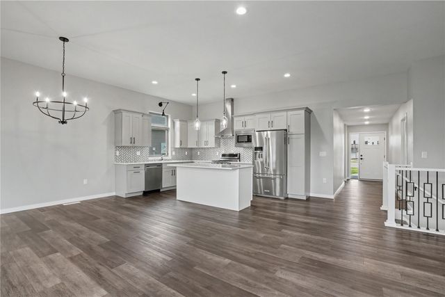 1083 Dubs Drive, Iowa City, IA 52246