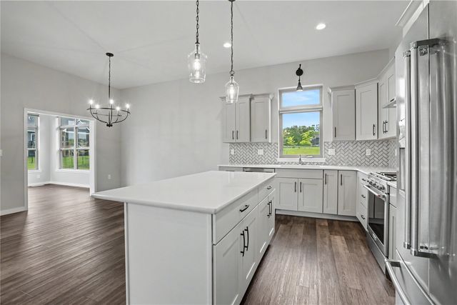 1083 Dubs Drive, Iowa City, IA 52246
