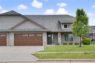 1083 Dubs Drive, Iowa City, IA 52246