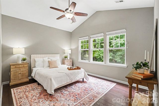 1145 Hammond Drive, Matthews, NC 28104