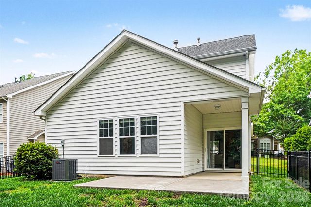 1145 Hammond Drive, Matthews, NC 28104