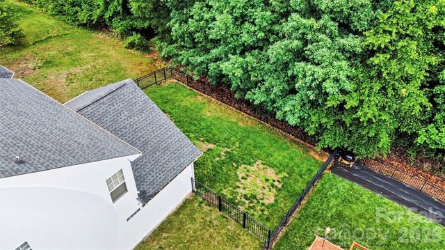 1145 Hammond Drive, Matthews, NC 28104