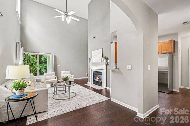 1145 Hammond Drive, Matthews, NC 28104