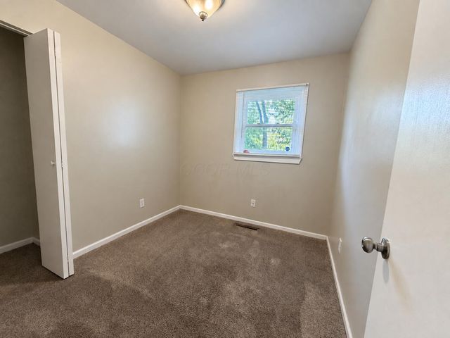 1769 Ward Road, Columbus, OH 43224