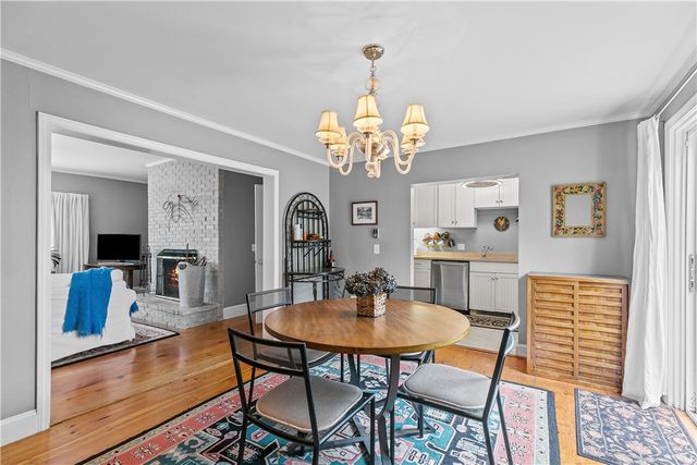 46 Chastellux Avenue M8, Newport, RI 02840