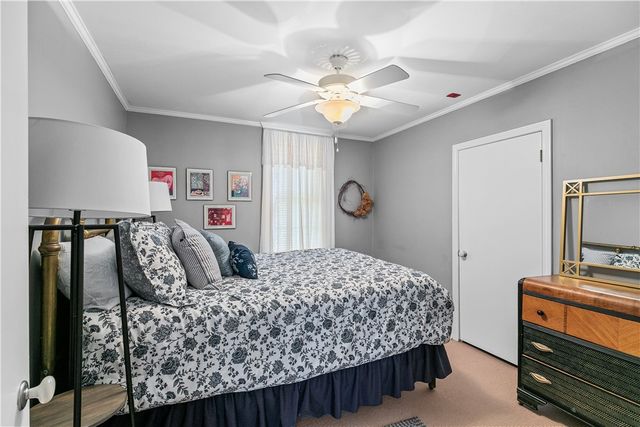 46 Chastellux Avenue M8, Newport, RI 02840