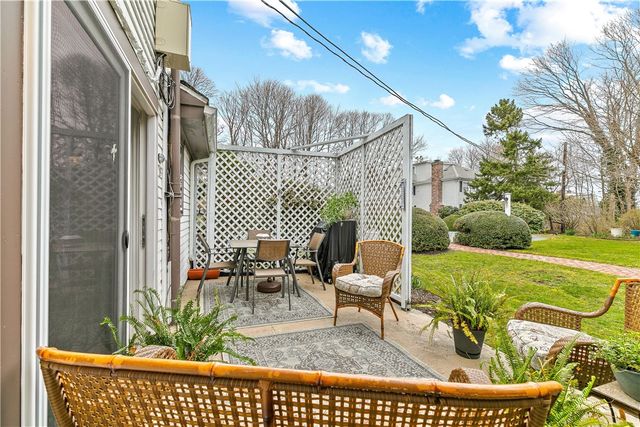 46 Chastellux Avenue M8, Newport, RI 02840