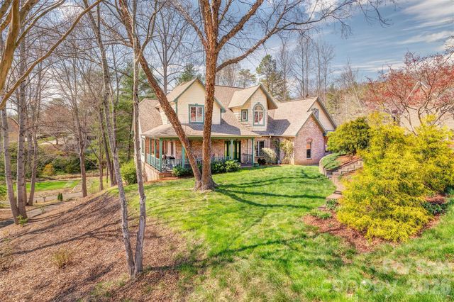 46 Valley Drive, Weaverville, NC 28787