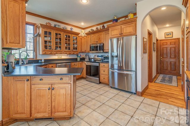 46 Valley Drive, Weaverville, NC 28787