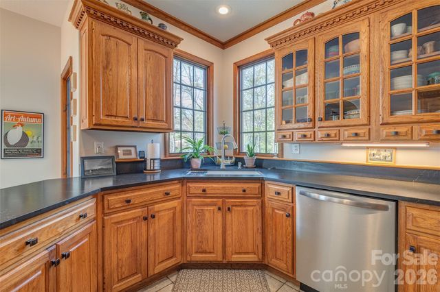 46 Valley Drive, Weaverville, NC 28787