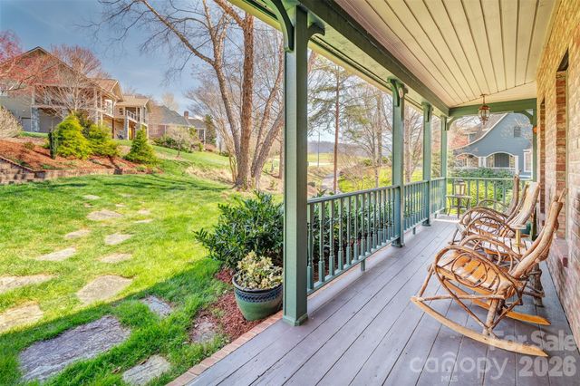 46 Valley Drive, Weaverville, NC 28787