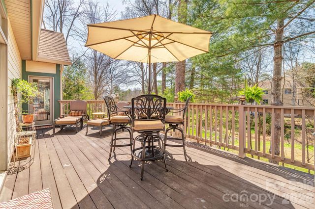 46 Valley Drive, Weaverville, NC 28787