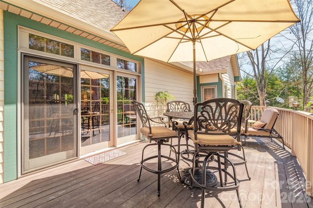 46 Valley Drive, Weaverville, NC 28787