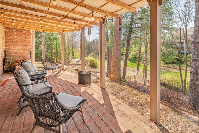 46 Valley Drive, Weaverville, NC 28787