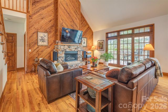 46 Valley Drive, Weaverville, NC 28787