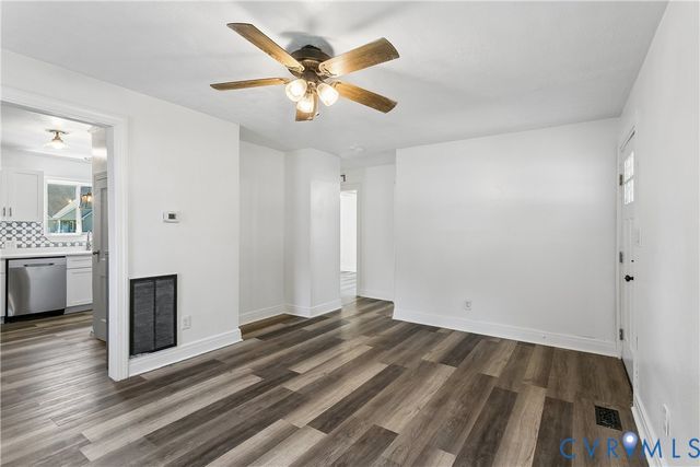 401 Melville Rd, Hampton, VA 23661