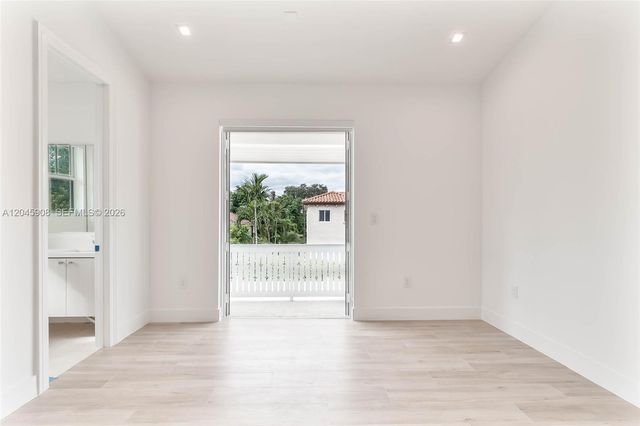 3406 Ponce De Leon Boulevard, Coral Gables, FL 33134