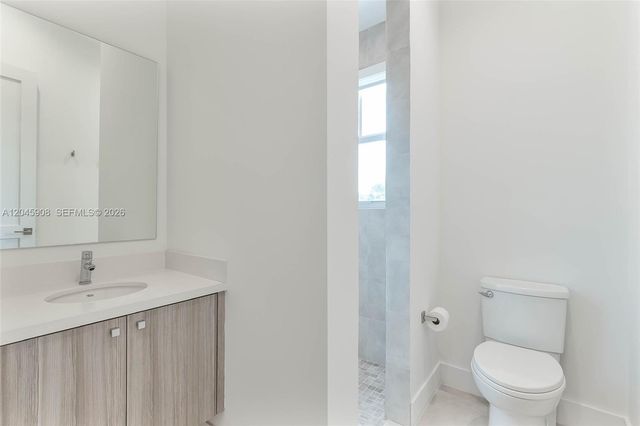 3406 Ponce De Leon Boulevard, Coral Gables, FL 33134