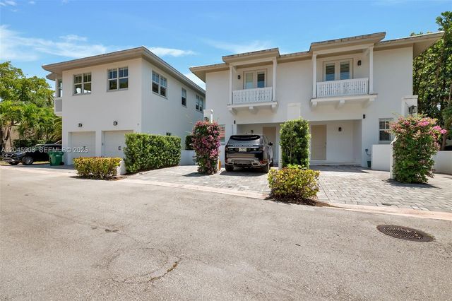 3406 Ponce De Leon Boulevard, Coral Gables, FL 33134