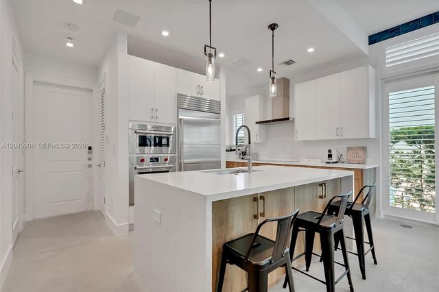 3406 Ponce De Leon Boulevard, Coral Gables, FL 33134
