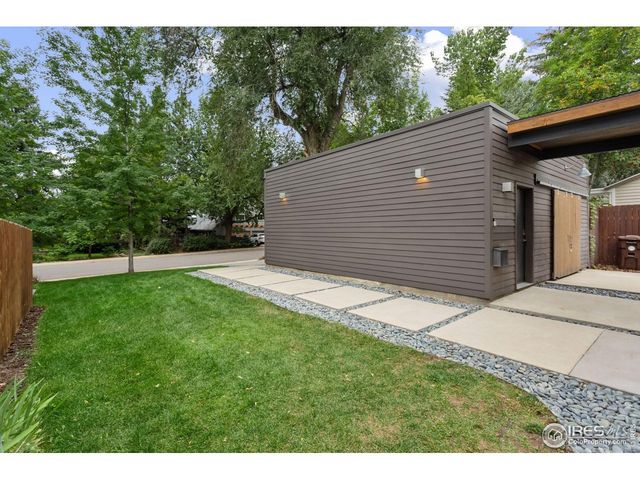 711 Hawthorn Ave, Boulder, CO 80304