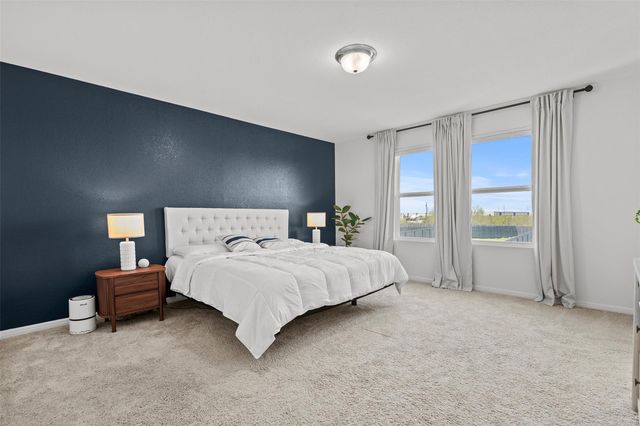 305 Redfish LN, Hutto, TX 78634