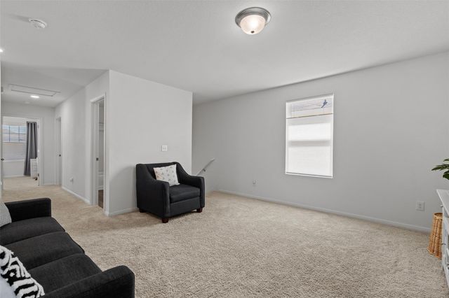 305 Redfish LN, Hutto, TX 78634