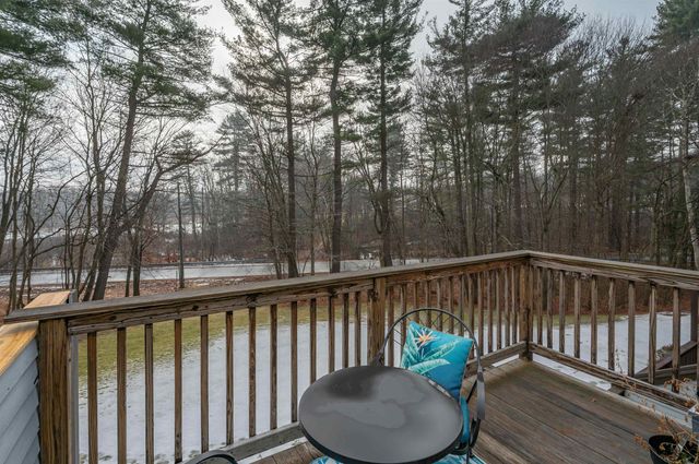 11 Pondview Drive, Merrimack, NH 03054