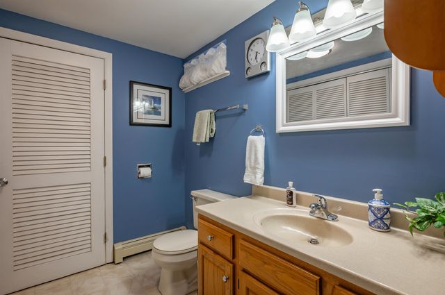 11 Pondview Drive, Merrimack, NH 03054