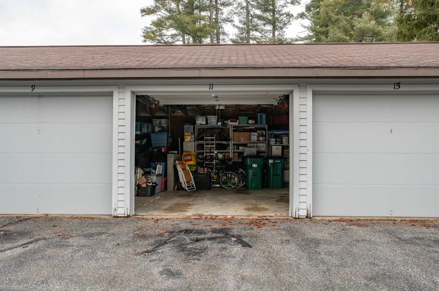 11 Pondview Drive, Merrimack, NH 03054