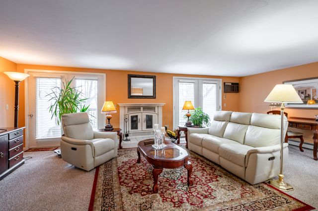 11 Pondview Drive, Merrimack, NH 03054