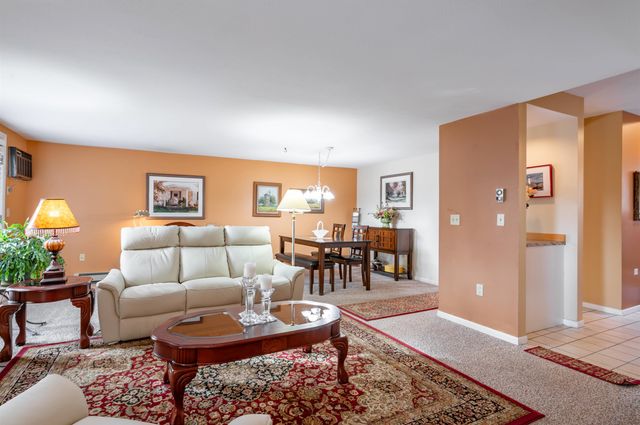 11 Pondview Drive, Merrimack, NH 03054