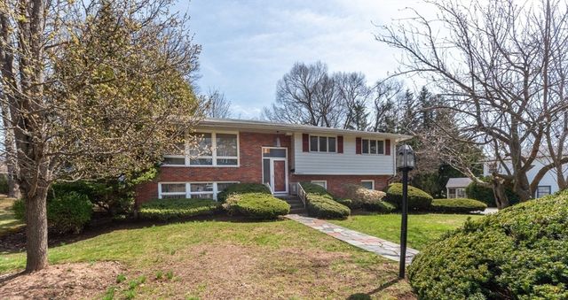 37 Himoor Circle, Randolph, MA 02368