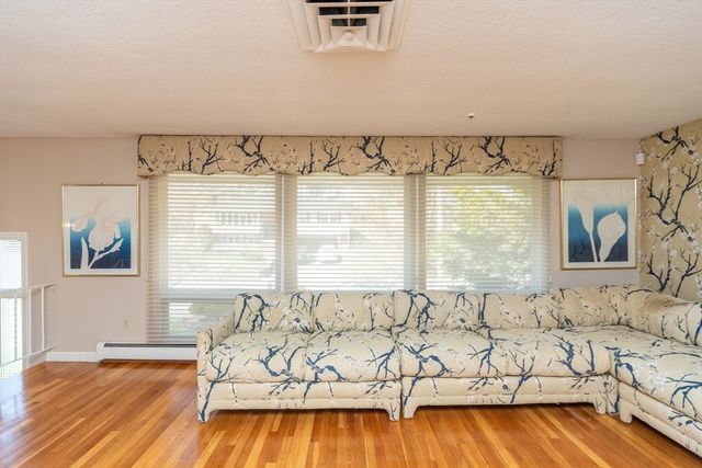 37 Himoor Circle, Randolph, MA 02368