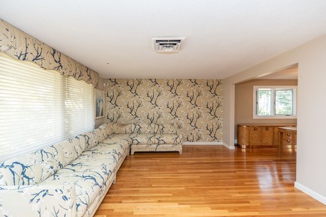 37 Himoor Circle, Randolph, MA 02368