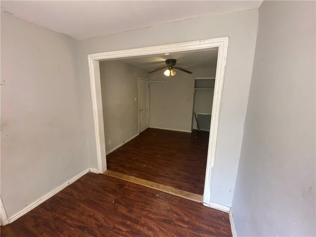 1729 Sherman St, Corpus Christi, TX 78416