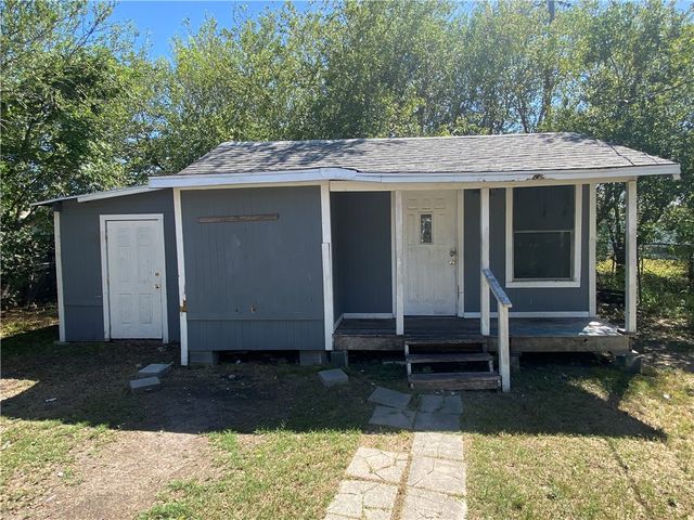 1729 Sherman St, Corpus Christi, TX 78416