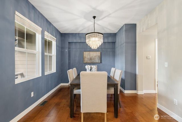 23977 SE 10th Street, Sammamish, WA 98075