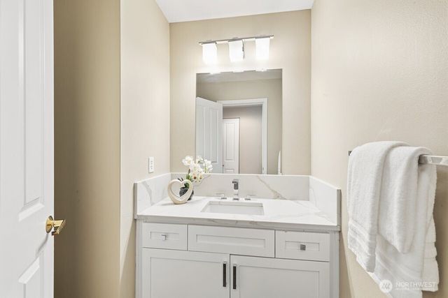 23977 SE 10th Street, Sammamish, WA 98075