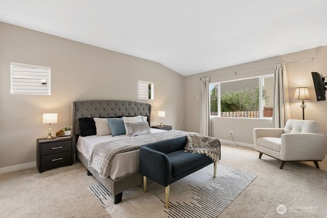 23977 SE 10th Street, Sammamish, WA 98075