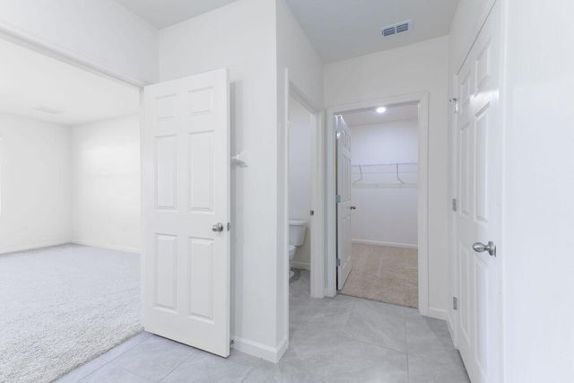 1524 SW Bermel Avenue, Port St Lucie, FL 34953