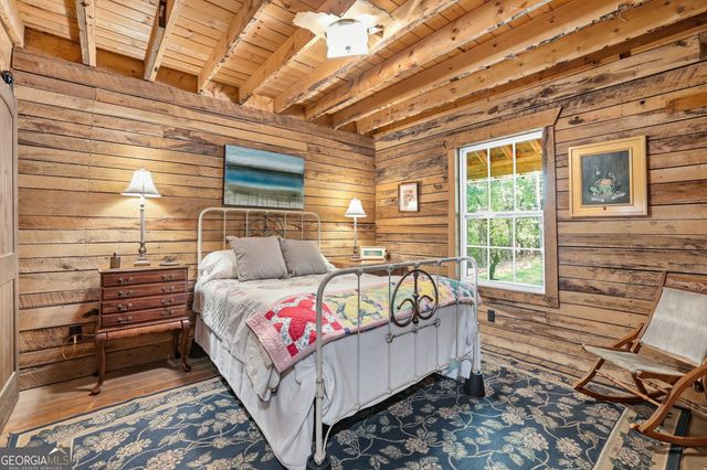225 Hamik Hollow Road, Cleveland, GA 30528