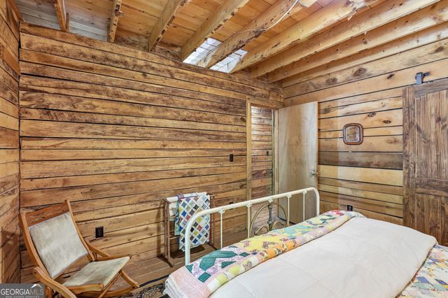 225 Hamik Hollow Road, Cleveland, GA 30528