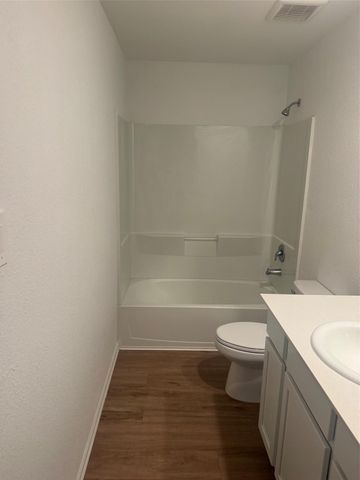 3202 Holly Stokes Way, Conroe, TX 77301