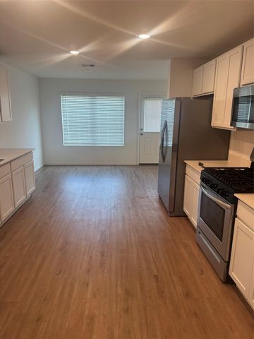 3202 Holly Stokes Way, Conroe, TX 77301