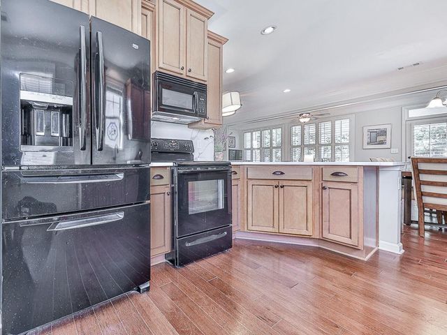 533 Appalachian Woods Drive, Canton, GA 30114