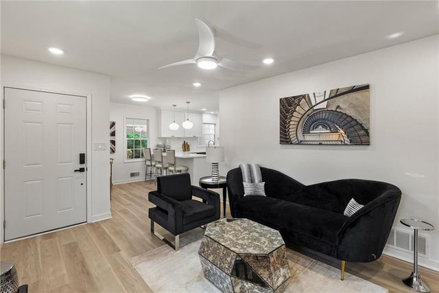 1979 Creekside Court, Decatur, GA 30032