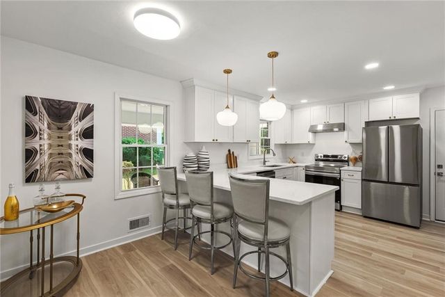 1979 Creekside Court, Decatur, GA 30032