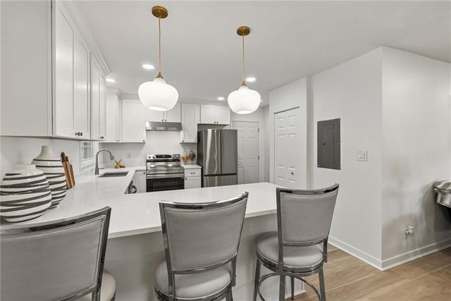 1979 Creekside Court, Decatur, GA 30032