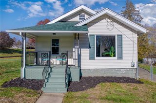 1607 20th Street NE, Canton, OH 44714